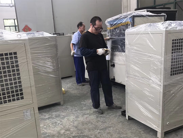 冷油機(jī)安裝 冷油機(jī)安裝