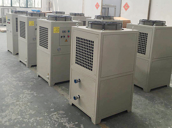 工業(yè)油冷機(jī)主要應(yīng)用效率 工業(yè)油冷機(jī)主要應(yīng)用效率